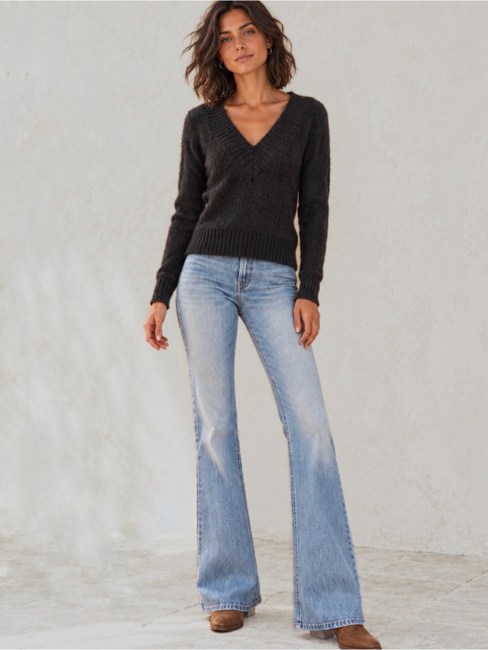 H&M Black V-Neck Cropped Sweater